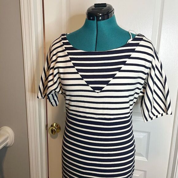 Lacoste Devanlay Stripe Cotton Short Sleeve Fitted Preppy Dress - Picture 7 of 12